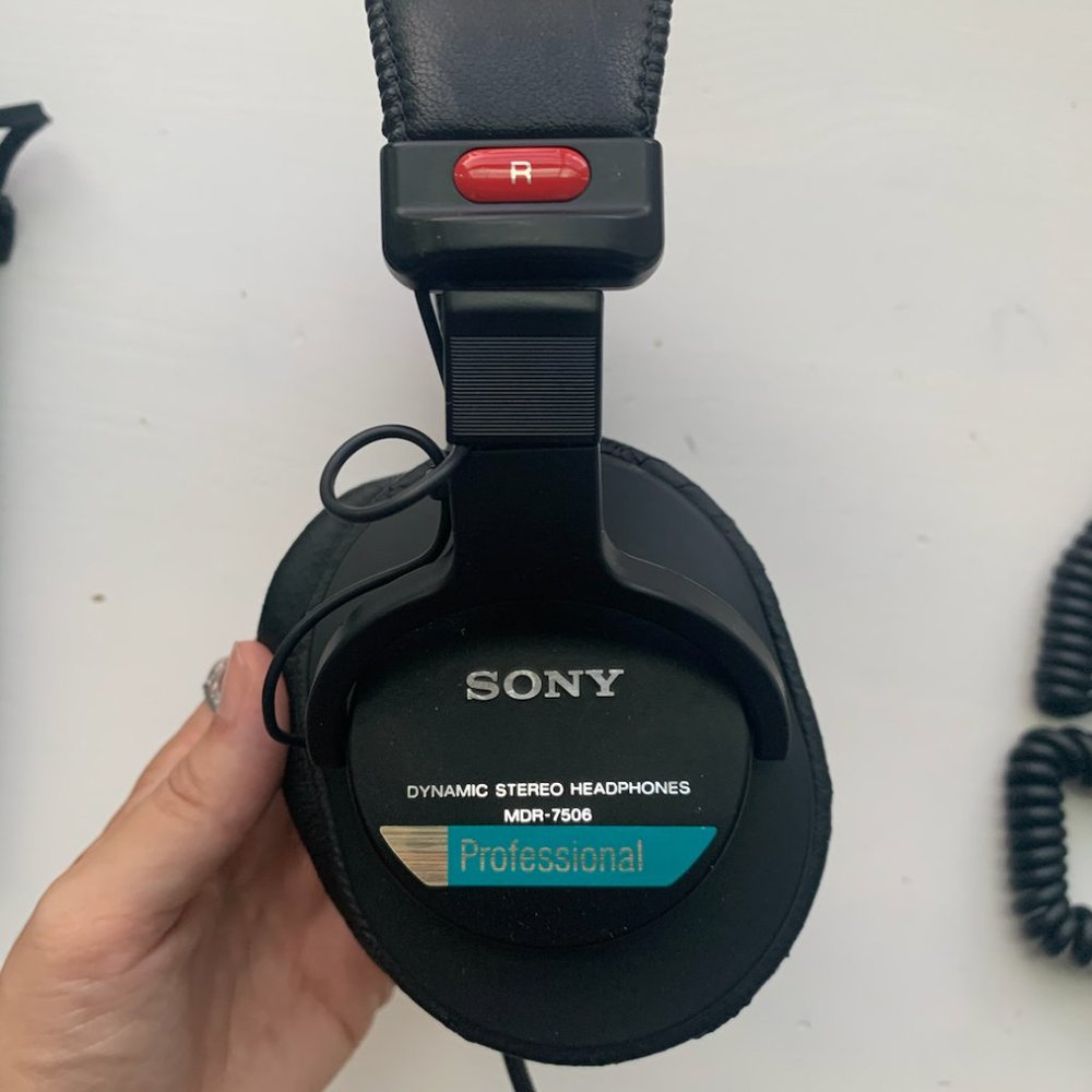 Sony MDR-7506 Stereo Headphones